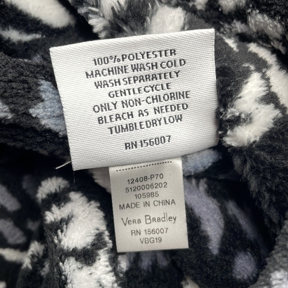Vera Bradley Paisley Noir Throw Blanket Black White 80x 50 - Picture 6 of 7